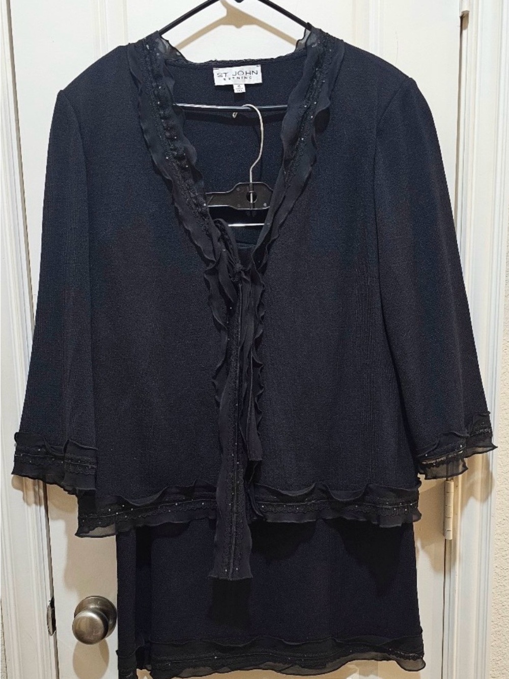 St. John Black Ruffled Santana Knit Skirt Set Jacket Size 16
